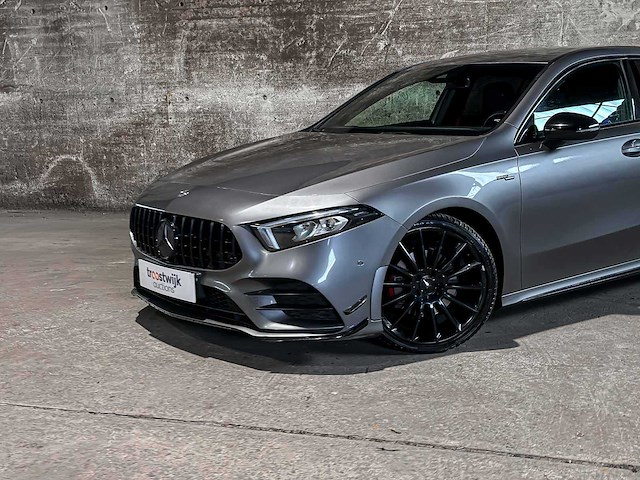 Mercedes-benz a180 d launch edition premium plus 116pk 2019 a-klasse, x-668-xh - afbeelding 32 van  39
