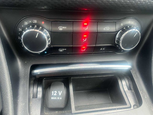 Mercedes-benz a180 d lease edition plus automaat, nd-919-k - afbeelding 19 van  29