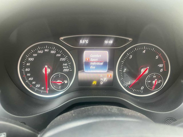 Mercedes-benz a180 d lease edition plus automaat, nd-919-k - afbeelding 5 van  7