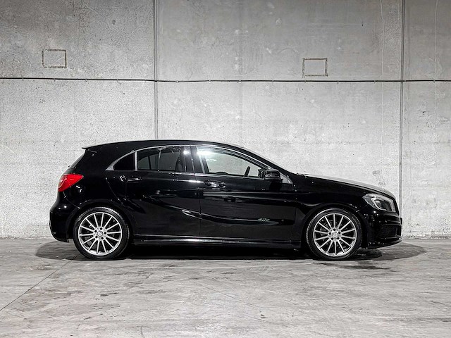 Mercedes-benz a180 prestige a-klasse 123pk 2015, g-325-pp - afbeelding 37 van  39