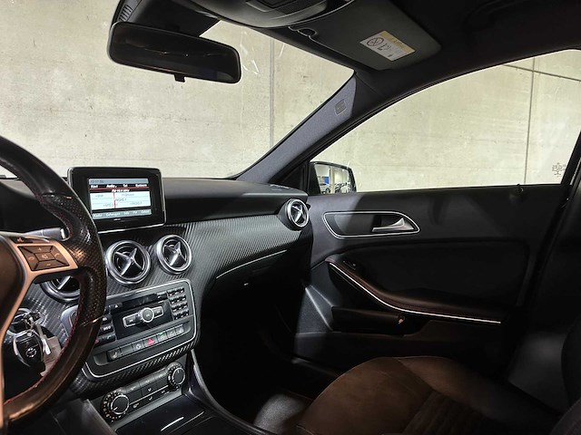 Mercedes-benz a180 prestige a-klasse 123pk 2015, g-325-pp - afbeelding 9 van  39