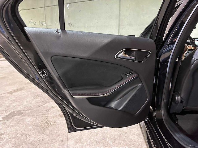 Mercedes-benz a180 prestige a-klasse 123pk 2015, g-325-pp - afbeelding 22 van  39