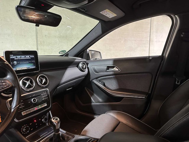 Mercedes-benz a180d lease edition 109pk 2015 (origineel-nl) a-klasse, hj-962-t - afbeelding 15 van  41