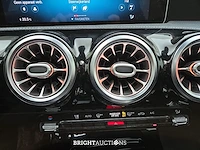 Mercedes-benz a200 business solution amg 163pk 2018 a-klasse, xt-864-l - afbeelding 4 van  44
