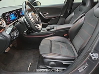 Mercedes-benz a200 business solution amg 163pk 2018 a-klasse, xt-864-l - afbeelding 42 van  44