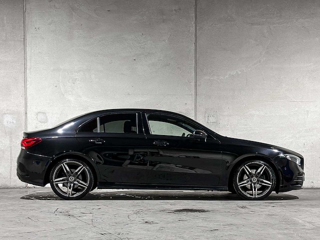 Mercedes-benz a200 business solution amg a-klasse 161pk 2020, j-049-dz - afbeelding 2 van  41