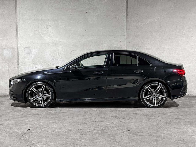 Mercedes-benz a200 business solution amg a-klasse 161pk 2020, j-049-dz - afbeelding 8 van  38