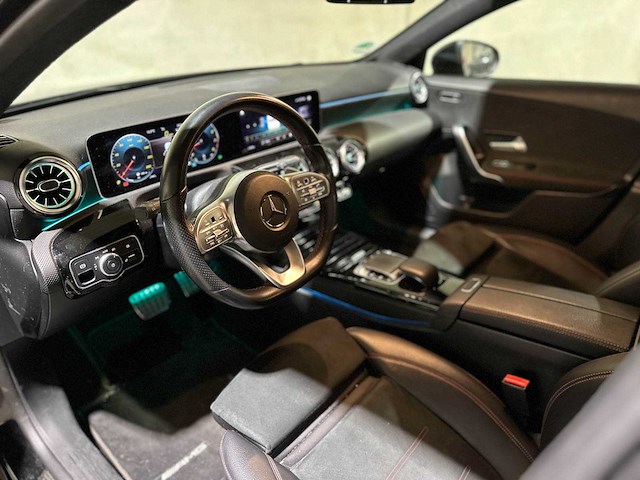 Mercedes-benz a200 business solution amg a-klasse 161pk 2020, j-049-dz - afbeelding 10 van  39