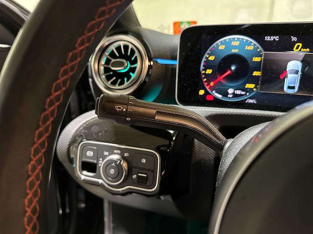 Mercedes-benz a200 business solution amg a-klasse 161pk 2020, j-049-dz - afbeelding 18 van  39