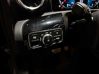 Mercedes-benz a200 business solution amg a-klasse 163pk 2019 (origineel-nl), xh-436-l - afbeelding 5 van  35