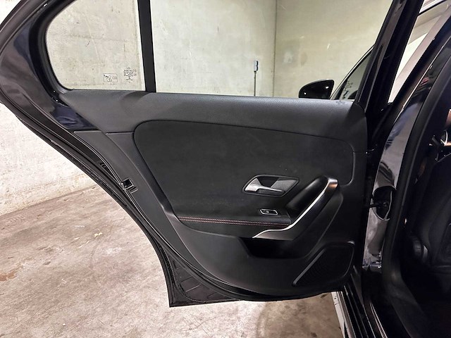Mercedes-benz a200 business solution amg a-klasse 163pk 2019 (origineel-nl), xh-436-l - afbeelding 26 van  35