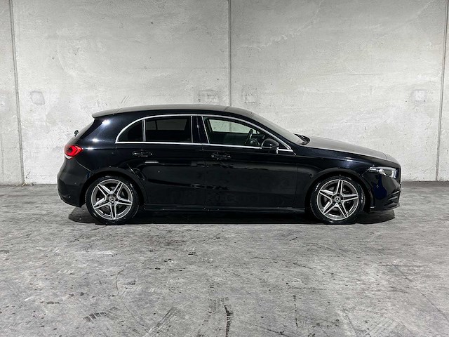 Mercedes-benz a200 business solution amg a-klasse 163pk 2019 (origineel-nl), xh-436-l - afbeelding 32 van  35