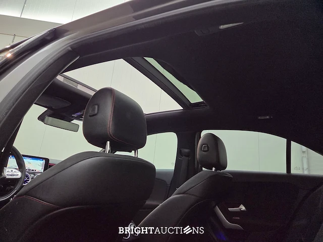 Mercedes-benz a200 launch edition premium 163pk 2019 (origineel-nl) a-klasse, zl-208-h - afbeelding 10 van  36