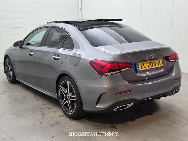 Mercedes-benz a200 launch edition premium 163pk 2019 (origineel-nl) a-klasse, zl-208-h - afbeelding 23 van  36