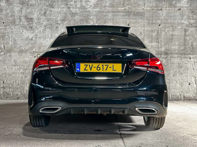 Mercedes-benz a200 launch edition premium plus 163pk 2019 (origineel-nl) a-klasse, zv-617-l - afbeelding 9 van  64