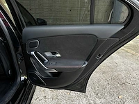 Mercedes-benz a200 launch edition premium plus 163pk 2019 (origineel-nl) a-klasse, zv-617-l - afbeelding 43 van  64