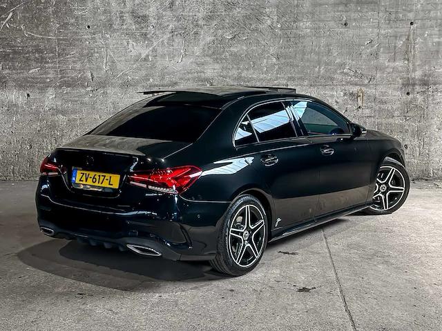 Mercedes-benz a200 launch edition premium plus 163pk 2019 (origineel-nl) a-klasse, zv-617-l - afbeelding 7 van  64