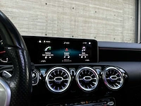 Mercedes-benz a200 launch edition premium plus 163pk 2019 (origineel-nl) a-klasse, zv-617-l - afbeelding 28 van  64