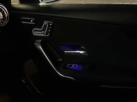 Mercedes-benz a200 launch edition premium plus 163pk 2019 (origineel-nl) a-klasse, zv-617-l - afbeelding 47 van  64