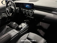 Mercedes-benz a200 limousine business solution luxury 163pk 2020 (origineel-nl) a-klasse, j-882-sr - afbeelding 23 van  33