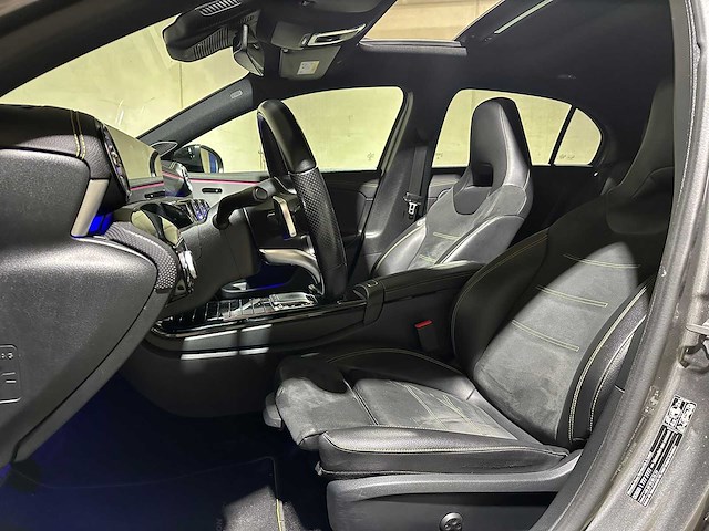 Mercedes-benz a250 amg 4matic premium plus edition 1 224pk 2019 a-klasse, p-252-hp - afbeelding 30 van  46