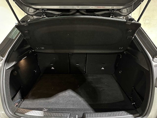 Mercedes-benz a250 amg 4matic premium plus edition 1 224pk 2019 a-klasse, p-252-hp - afbeelding 33 van  46