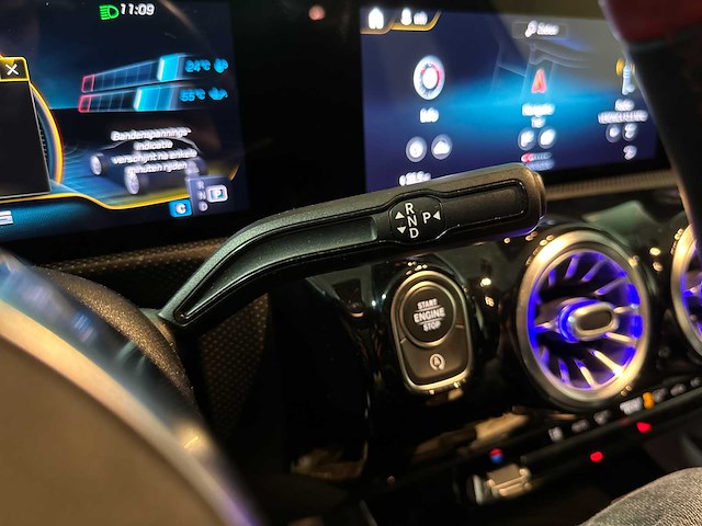 Mercedes-benz a250 amg premium plus a-klasse 224pk 2019, p-962-gr - afbeelding 12 van  28