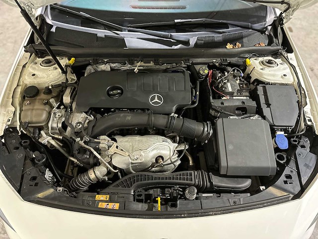 Mercedes-benz a250 amg premium plus a-klasse 224pk 2019, p-962-gr - afbeelding 38 van  45