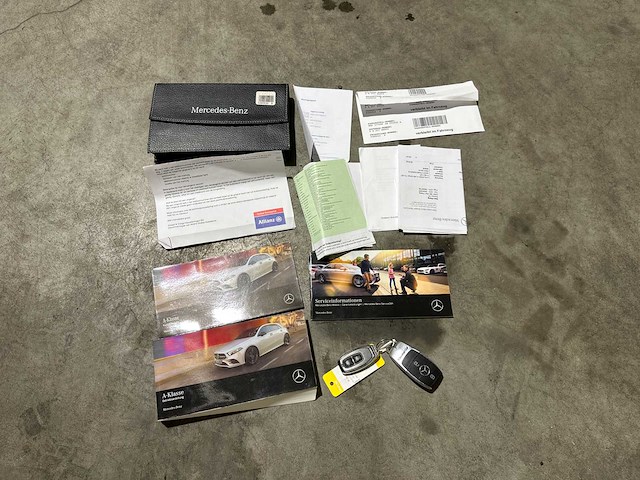 Mercedes-benz a250 amg premium plus a-klasse 224pk 2019, p-962-gr - afbeelding 39 van  45