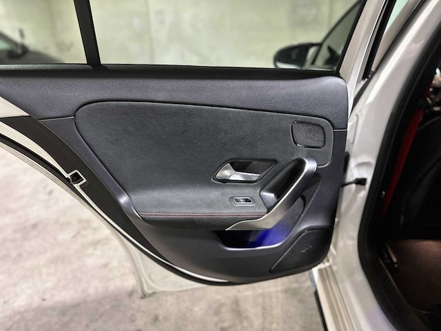 Mercedes-benz a250 amg premium plus a-klasse 224pk 2019, p-962-gr - afbeelding 26 van  43