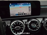 Mercedes-benz a250 e business solution amg limited 262pk 2020 a-klasse, s-551-ph - afbeelding 8 van  25
