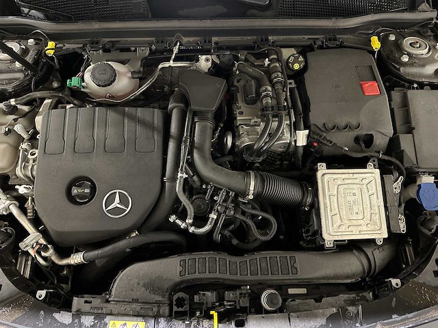 Mercedes-benz a250 e business solution amg limited a-klasse 160pk 2021 (origineel-nl), k-518-sp - afbeelding 19 van  27