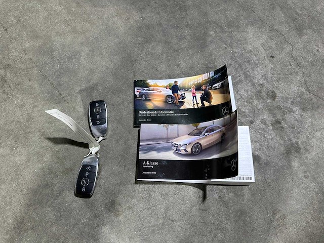Mercedes-benz a250 e business solution luxury limited 218pk 2020 (origineel-nl + 1e eigenaar) a-klasse, j-849-sg - afbeelding 17 van  21