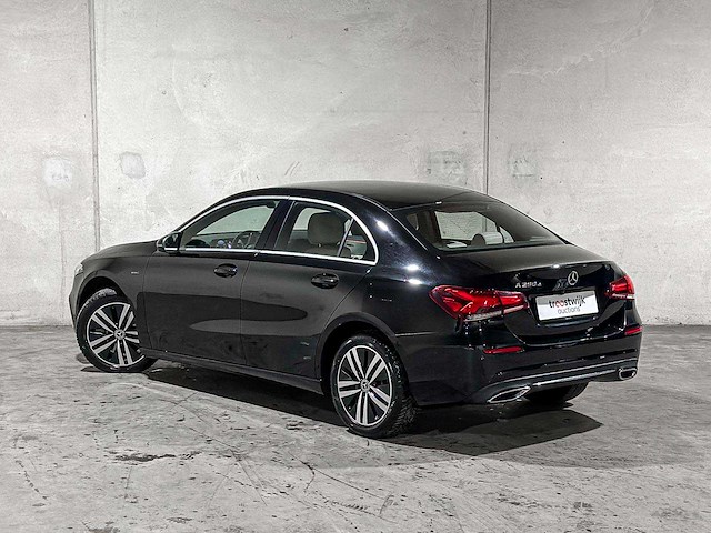Mercedes-benz a250 e business solution luxury limited 218pk 2020 (origineel-nl + 1e eigenaar) a-klasse, j-849-sg - afbeelding 8 van  32