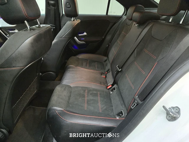 Mercedes-benz a250 premium plus 225pk 2019 a-klasse, ghn-80-r - afbeelding 2 van  34