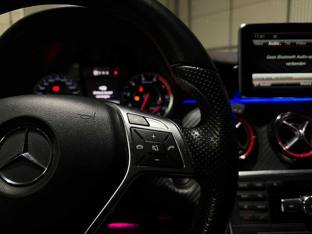 Mercedes-benz a45 amg 4matic a-klasse 360pk 2015, hst-56-d - afbeelding 18 van  43