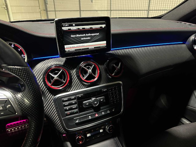 Mercedes-benz a45 amg 4matic a-klasse 360pk 2015, hst-56-d - afbeelding 21 van  43