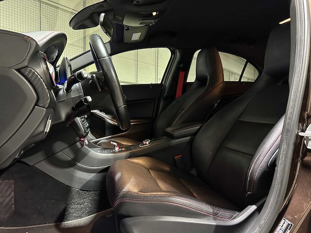 Mercedes-benz a45 amg 4matic a-klasse 360pk 2015, hst-56-d - afbeelding 27 van  43