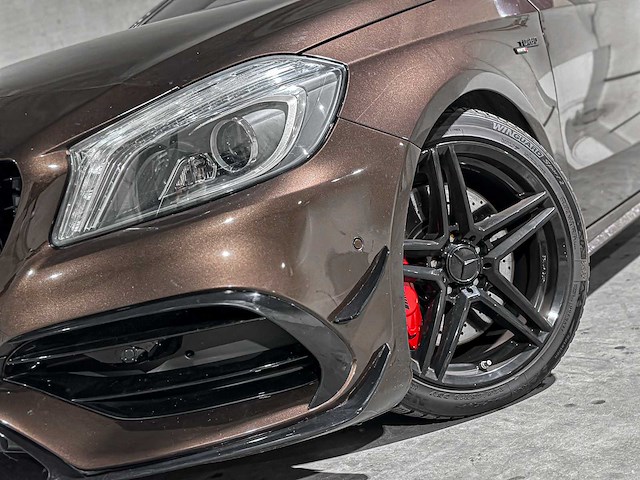 Mercedes-benz a45 amg 4matic a-klasse 360pk 2015, hst-56-d - afbeelding 34 van  43