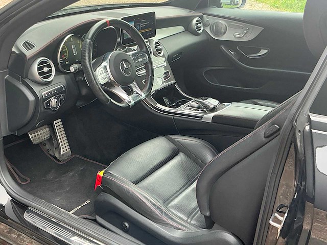 Mercedes-benz amg c 43 personenauto - afbeelding 9 van  30