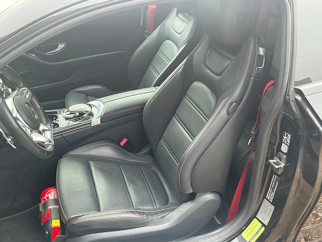 Mercedes-benz amg c 43 personenauto - afbeelding 10 van  30
