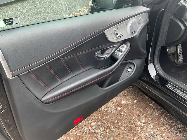Mercedes-benz amg c 43 personenauto - afbeelding 11 van  30