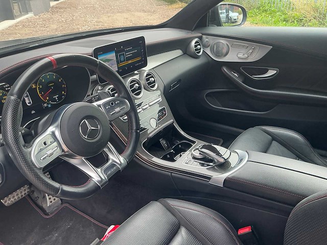 Mercedes-benz amg c 43 personenauto - afbeelding 14 van  30