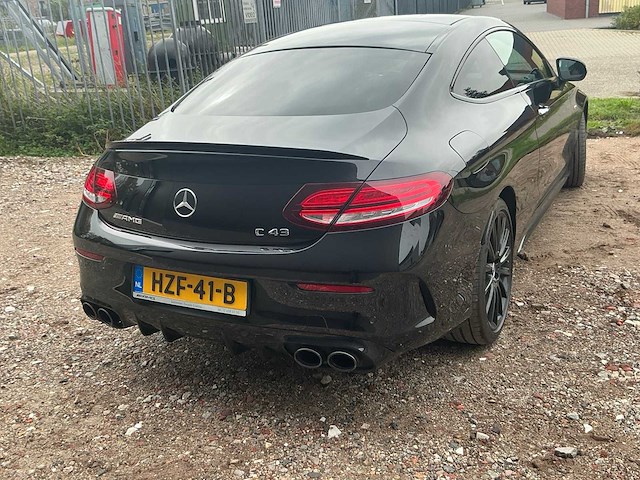 Mercedes-benz amg c 43 personenauto - afbeelding 27 van  30