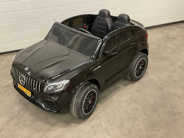 Mercedes-benz amg glc63 elektrische kinderauto - afbeelding 1 van  6