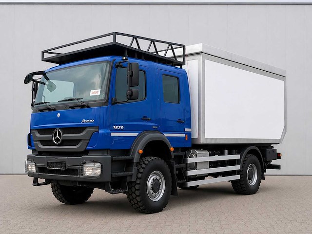 Mercedes-benz axor 1829 4x4 expedition-truck 2011 - afbeelding 4 van  10