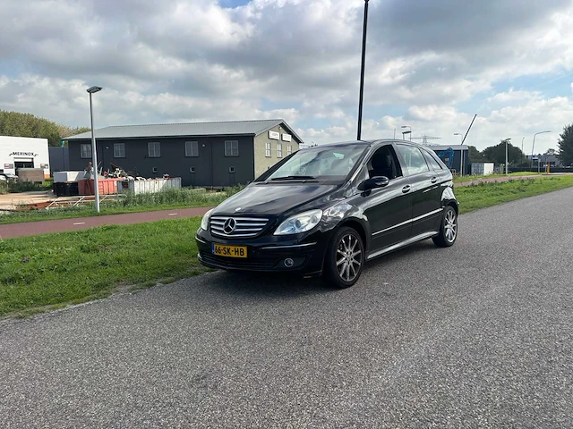 Mercedes-benz b-klasse 150 | 66-sk-hb - afbeelding 1 van  14