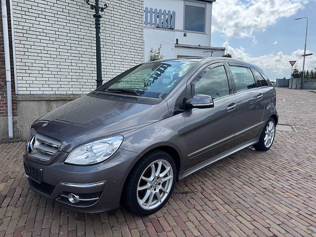 Mercedes-benz b-klasse 170 automaat j-539-nn - afbeelding 1 van  12