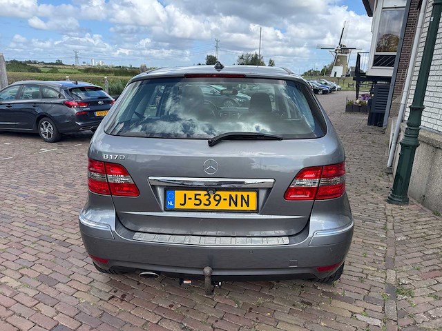 Mercedes-benz b-klasse 170 automaat j-539-nn - afbeelding 8 van  12