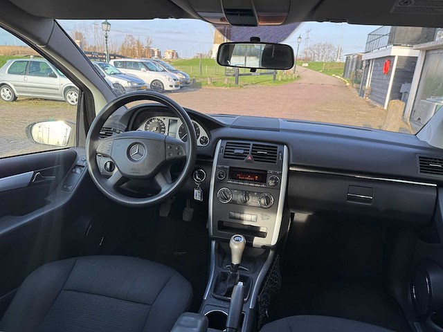 Mercedes-benz b-klasse 170 elégance 20-rr-sz - afbeelding 14 van  15